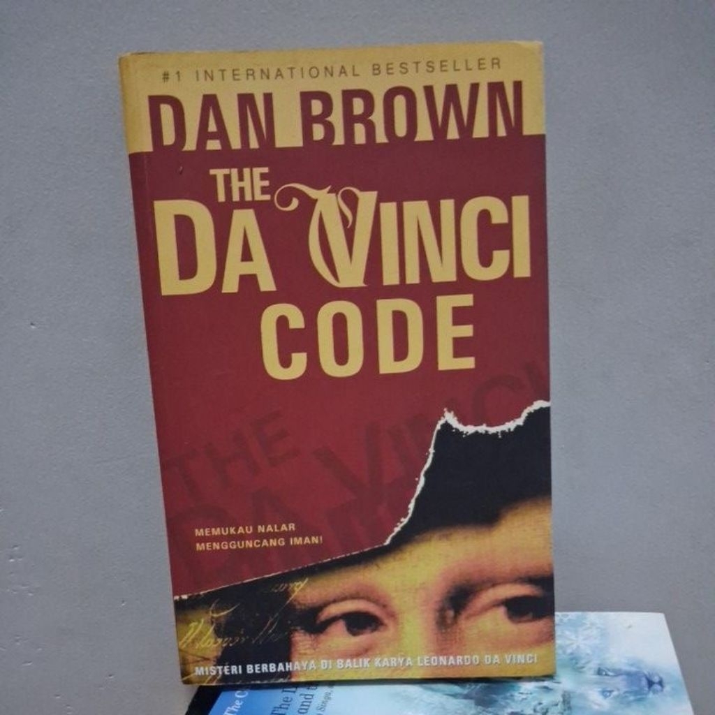 NOVEL DA VINCI CODE. DAN BROWN