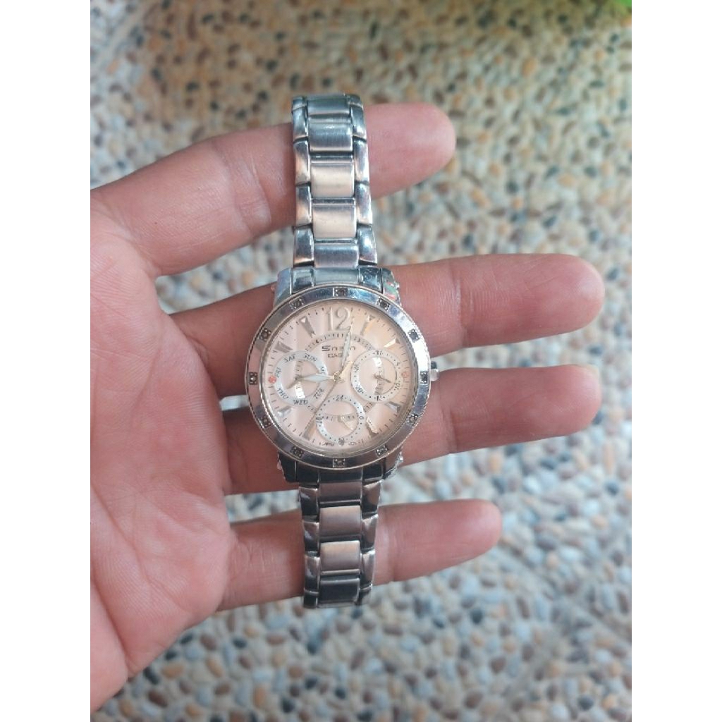 Jam Tangan Wanita Sheen Casio