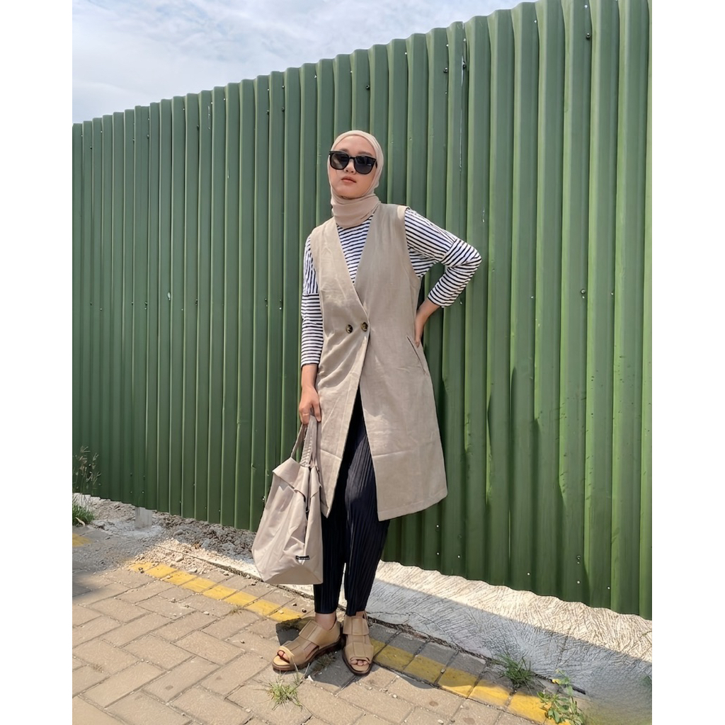 Abame Galea Vest