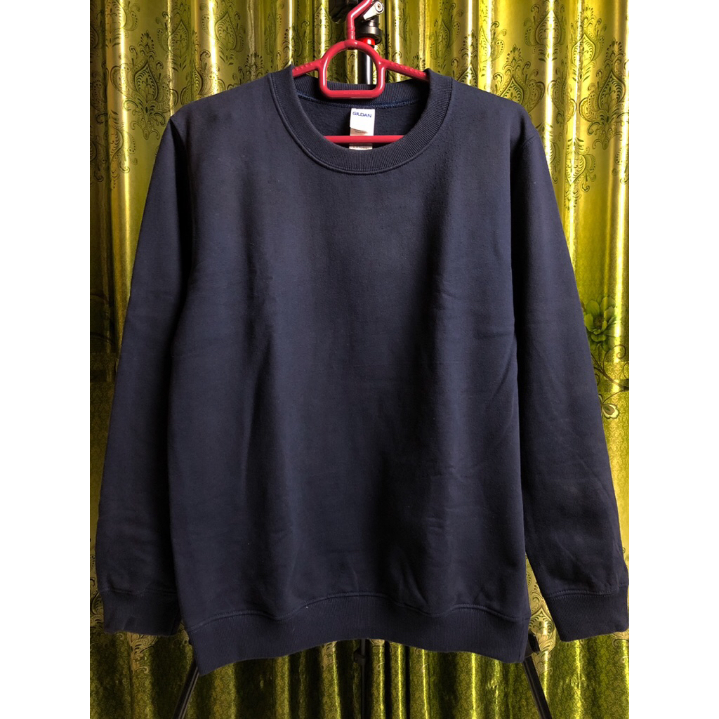 Crewneck Original Gildan Navy preloved Sweatshirt Original Gildan Navy Preloved crewneck navy Prelov