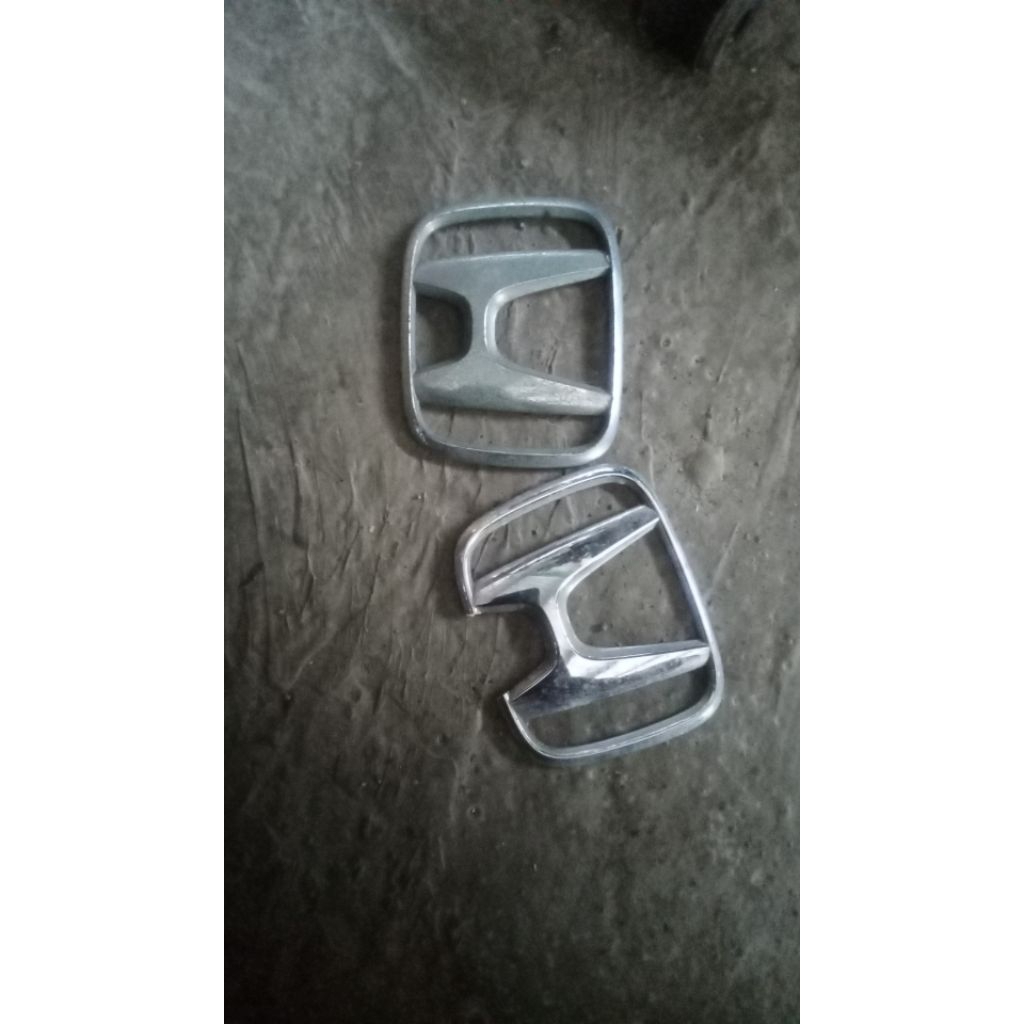 emblem grill Honda civic vtis