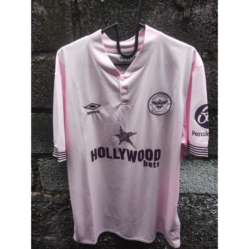 Jersey brentford away 24/25 umbro vintage retro pink bnwt