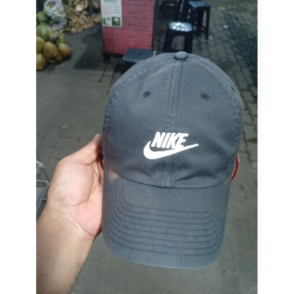 Topi nike Hitam Cotton Minus warna pemakaian Original