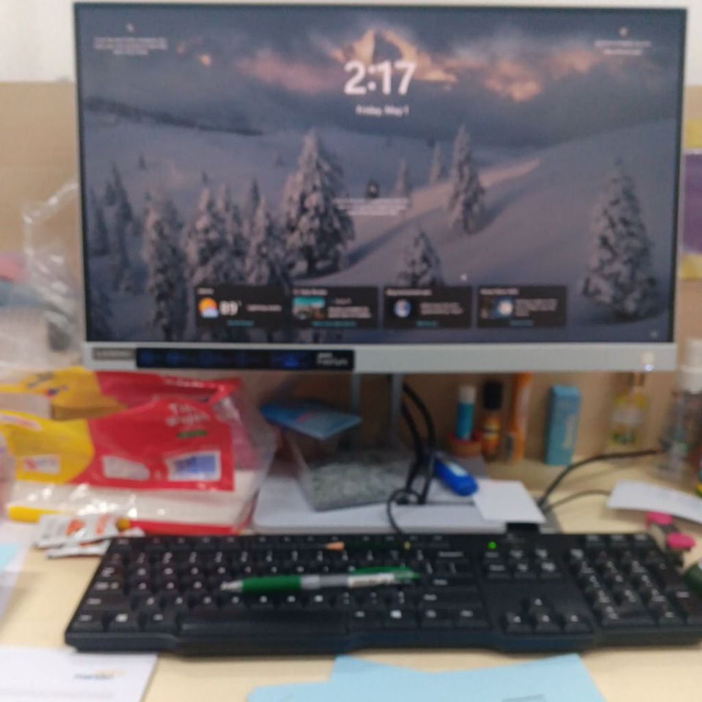 1 set komputer bekas Lenovo