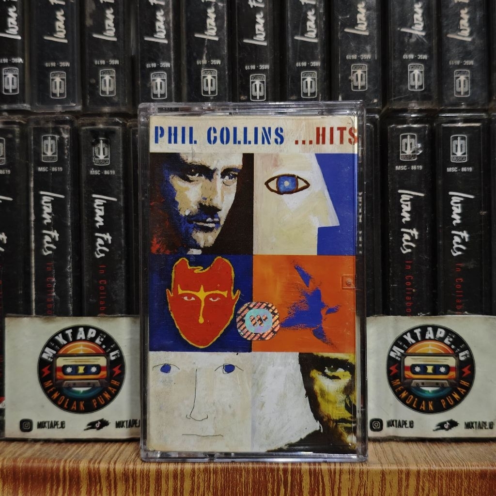Kaset - Phil Collins - Hits - Kaset Pita - Radio Tape - Radio - Pemutar Kaset - Retro - Classic - Ca