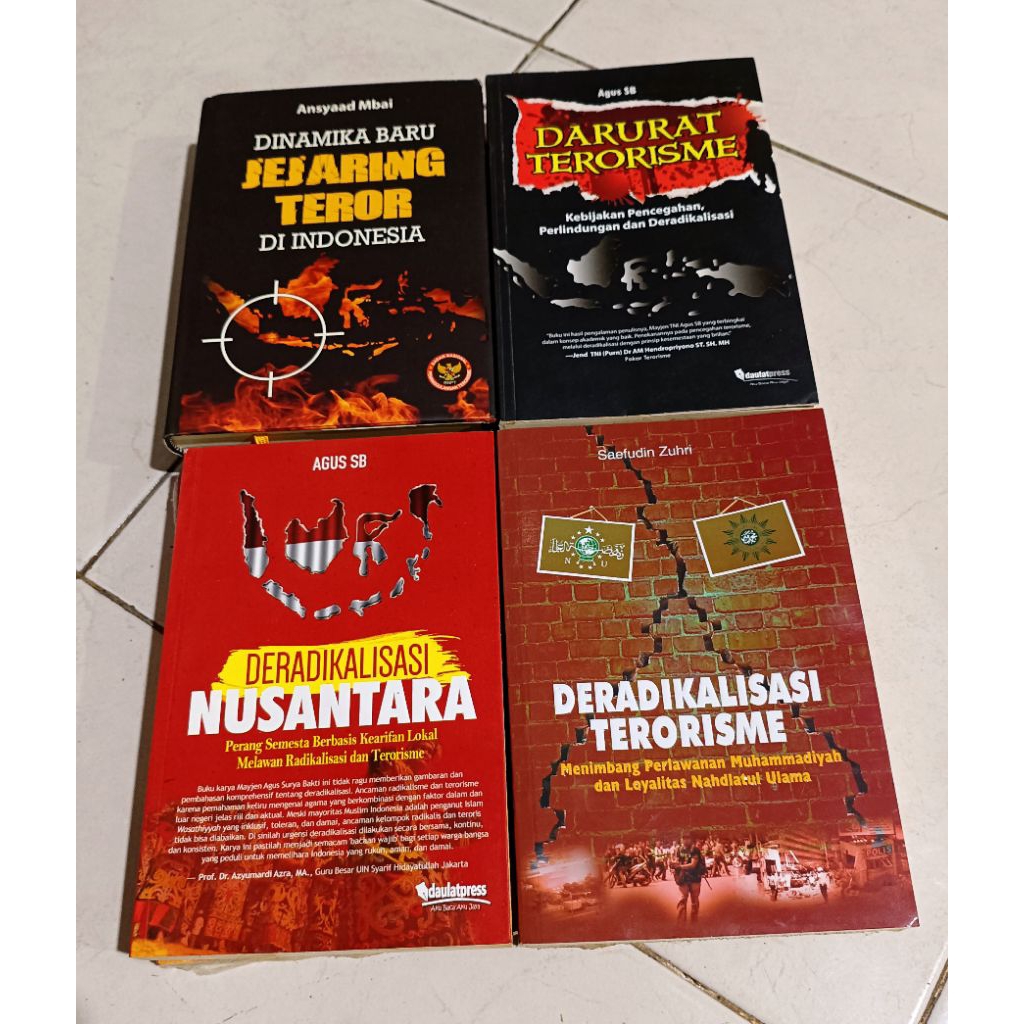 ( OBRAL ) BUKU SOSIAL POLITIK // HUKUM // HUKUM PIDANA // DEMOKRASI // SEJARAH POLITIK // UNDANG - U