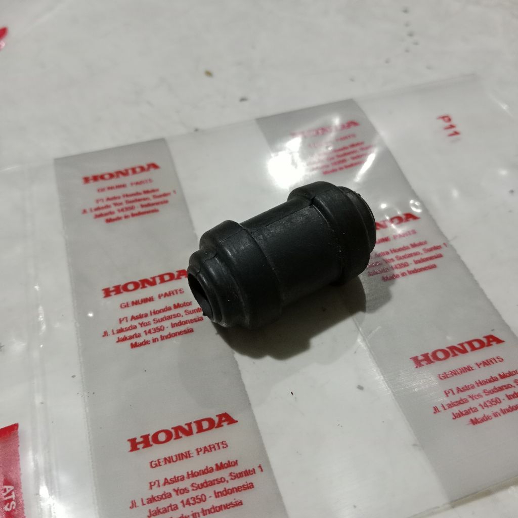 karet usus seal boot kaliper cakram belakang honda cbr 250rr new cb 400 original