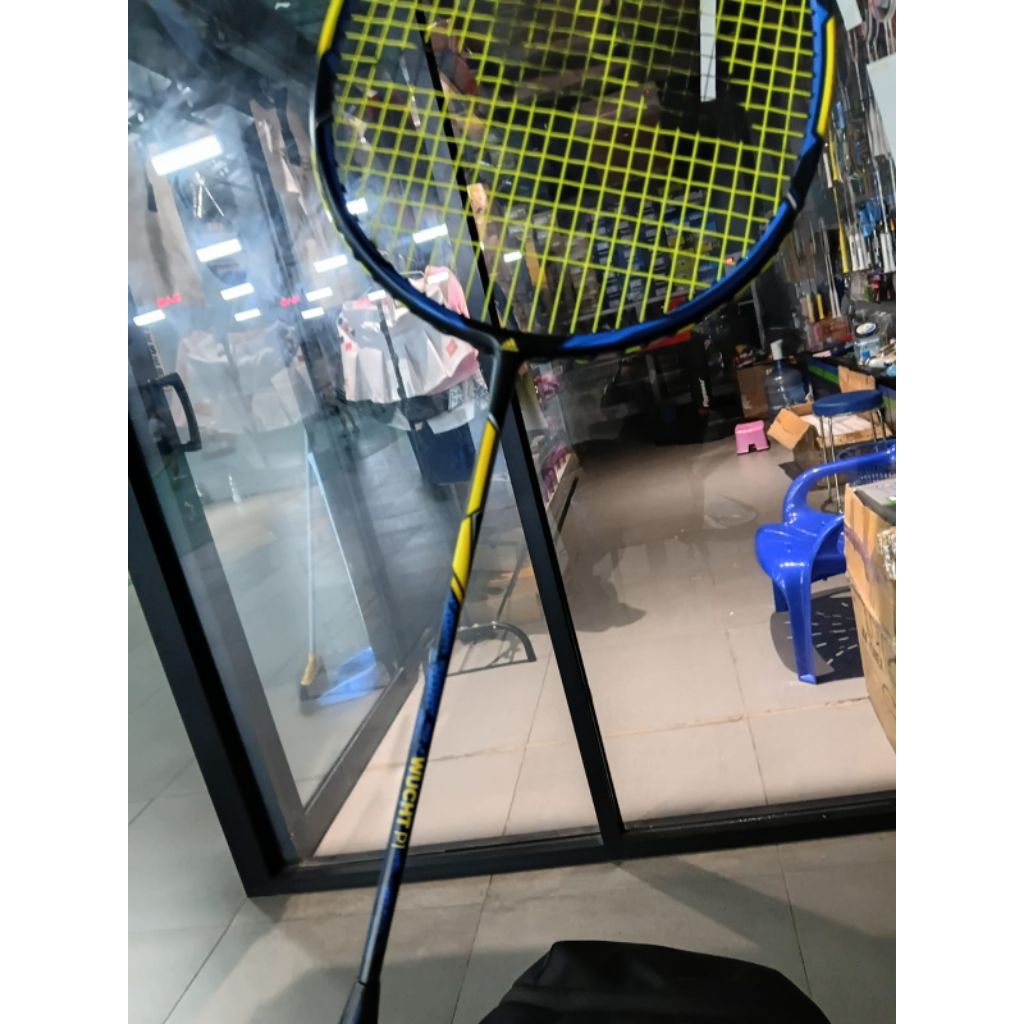 raket adidas wutch p1