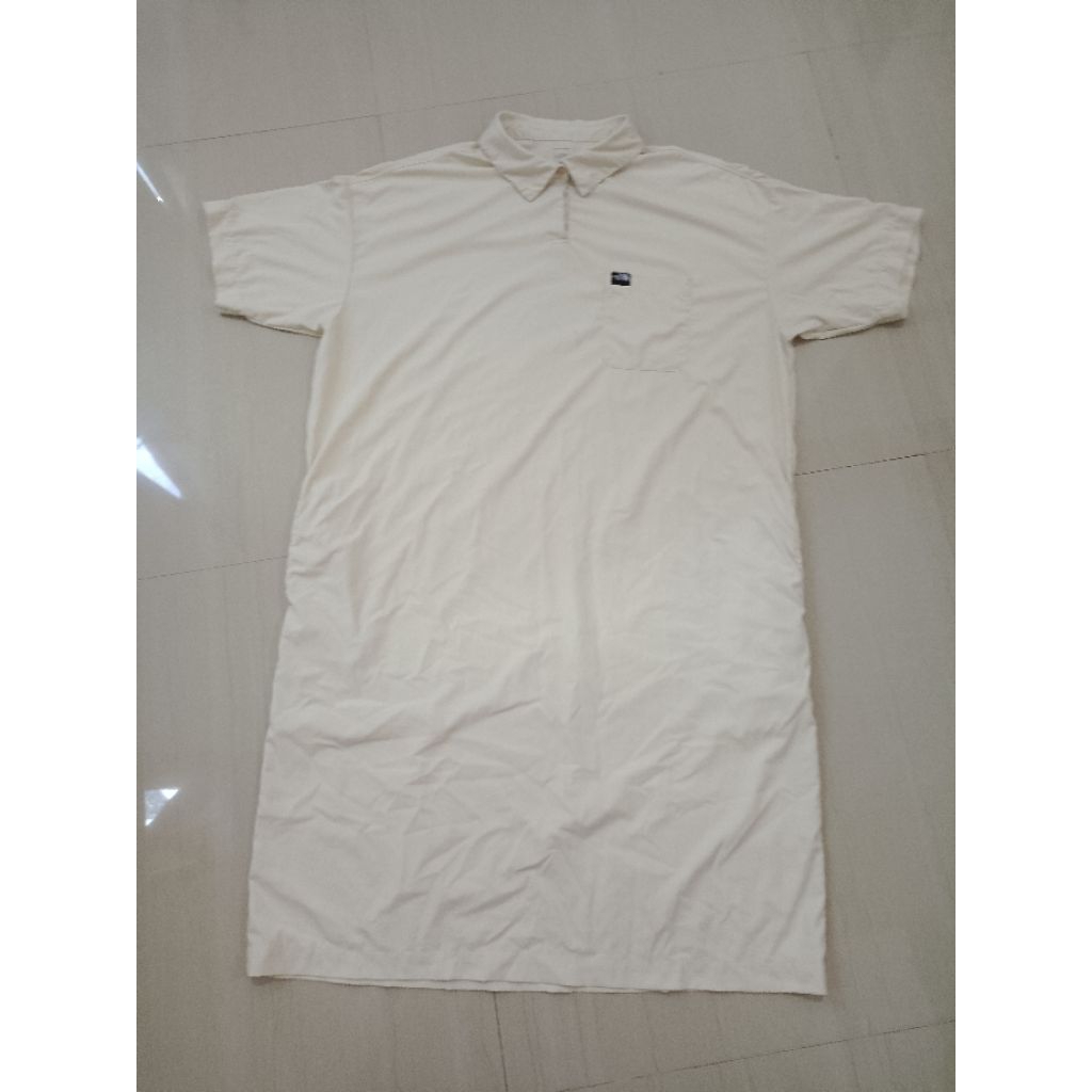 Dress wanita kerah
