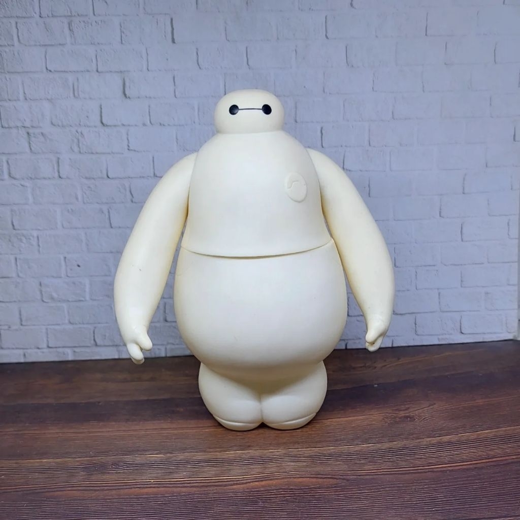 Preloved Figure Baymax no brand 16cm