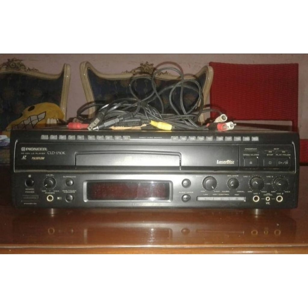 Laser disc pioneer type CLD-1710K vintage