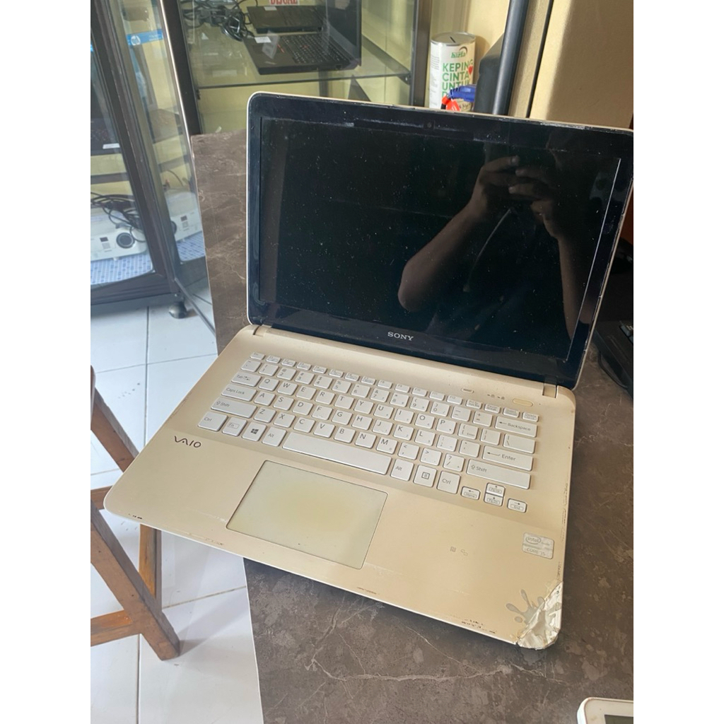 Laptop Sony Vaio core i5 doubel vga minus baca deskripsi