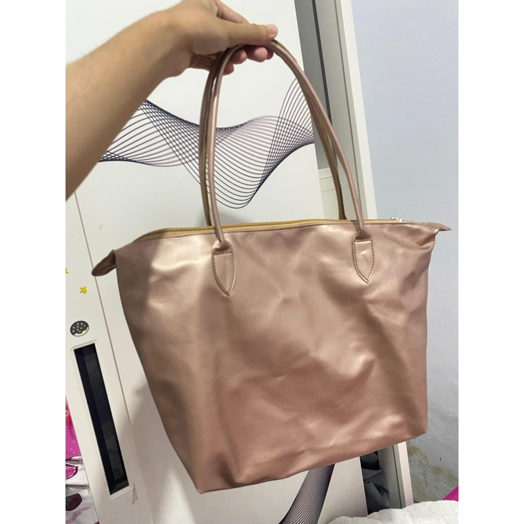 selusa tote bag