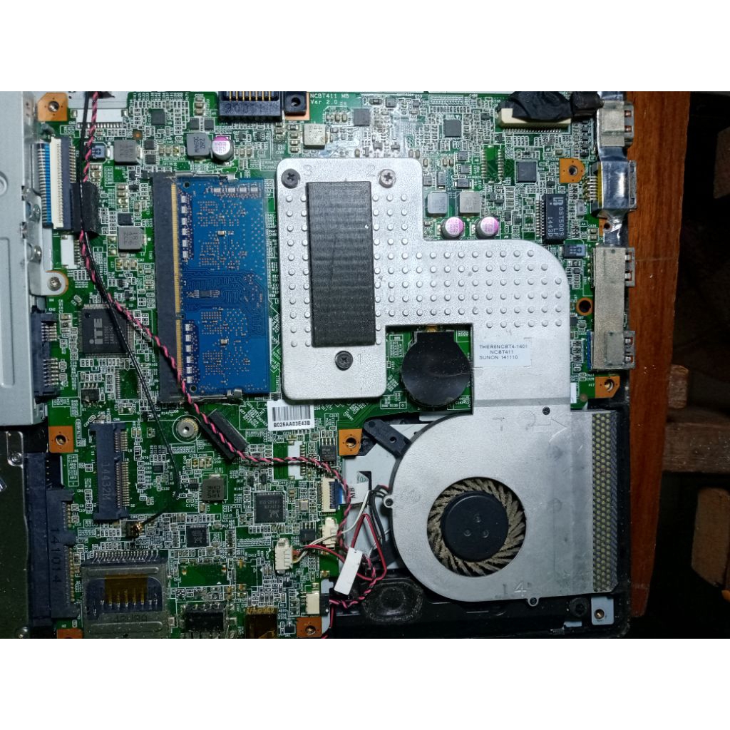 motherboard mobo laptop acer aspire one z1401  normal