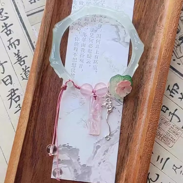 Gelang Cincin Terbuka Berbentuk Bambu dari Bahan Pualam Pucat dengan Hiasan Bunga, Manik Merah Muda 