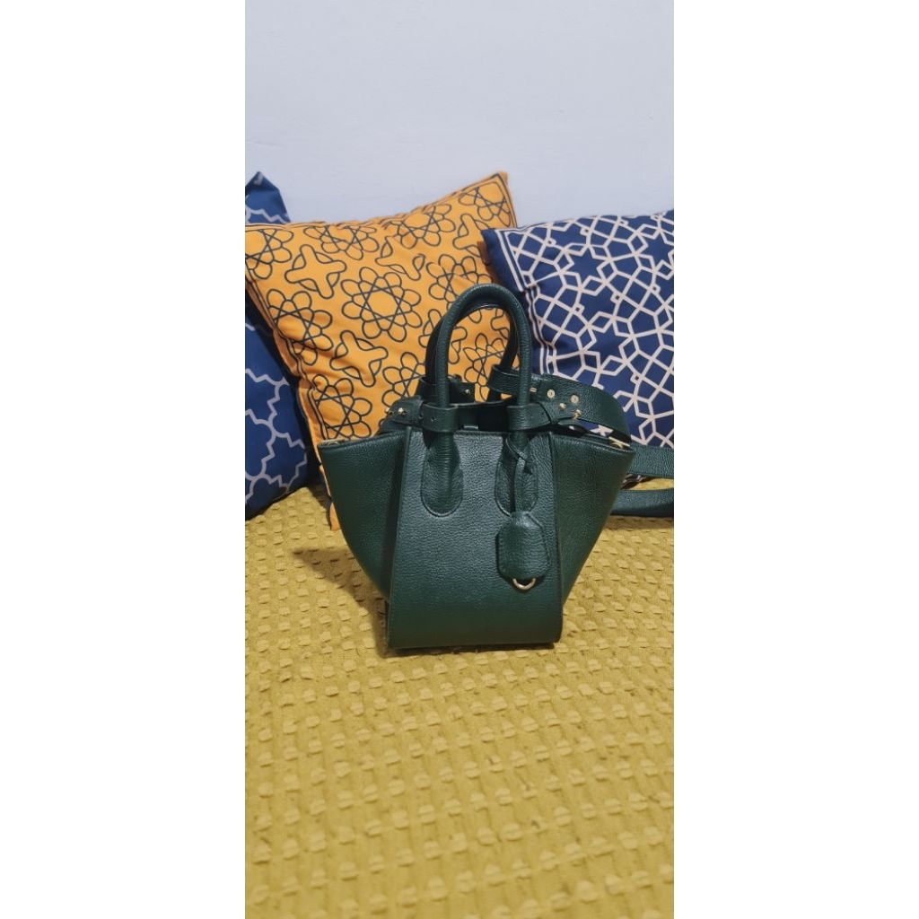 Preloved tas kulit Lindi JWETNIK hijau botol