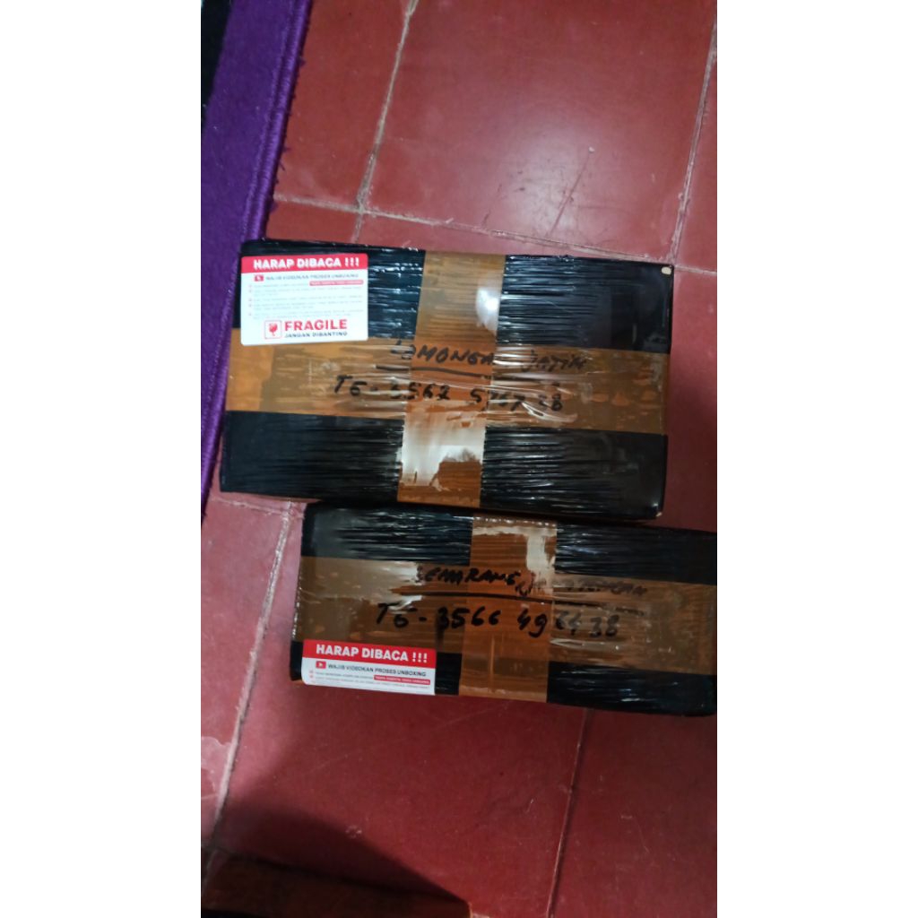 Plat Emblem Gear Shifting Instruction 4 Speed Toyota Landcruiser Hardtop FJ40series  cacat produksi 