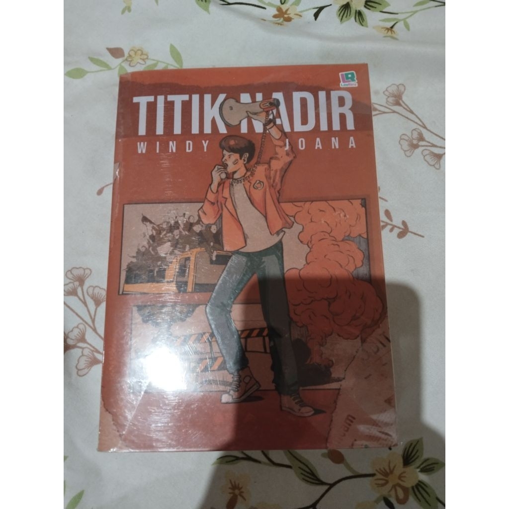 Novel Titik Nadir by Windy Joana (Preloved)