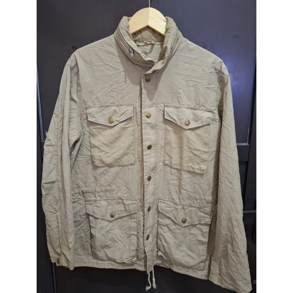 JAKET PARKA MODEL TACTIKAL M65 WARNA KHAKI BAHAN KATUN POLYESTER MEREK FJALL RAVEN