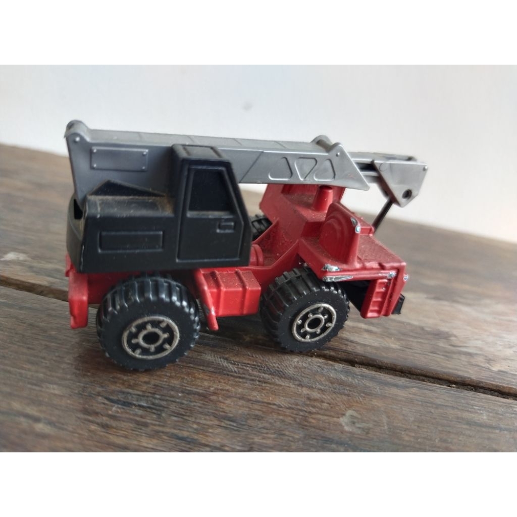 Matchbox Mobile Crane 1:90 (c.1984) – Diecast Alat Berat