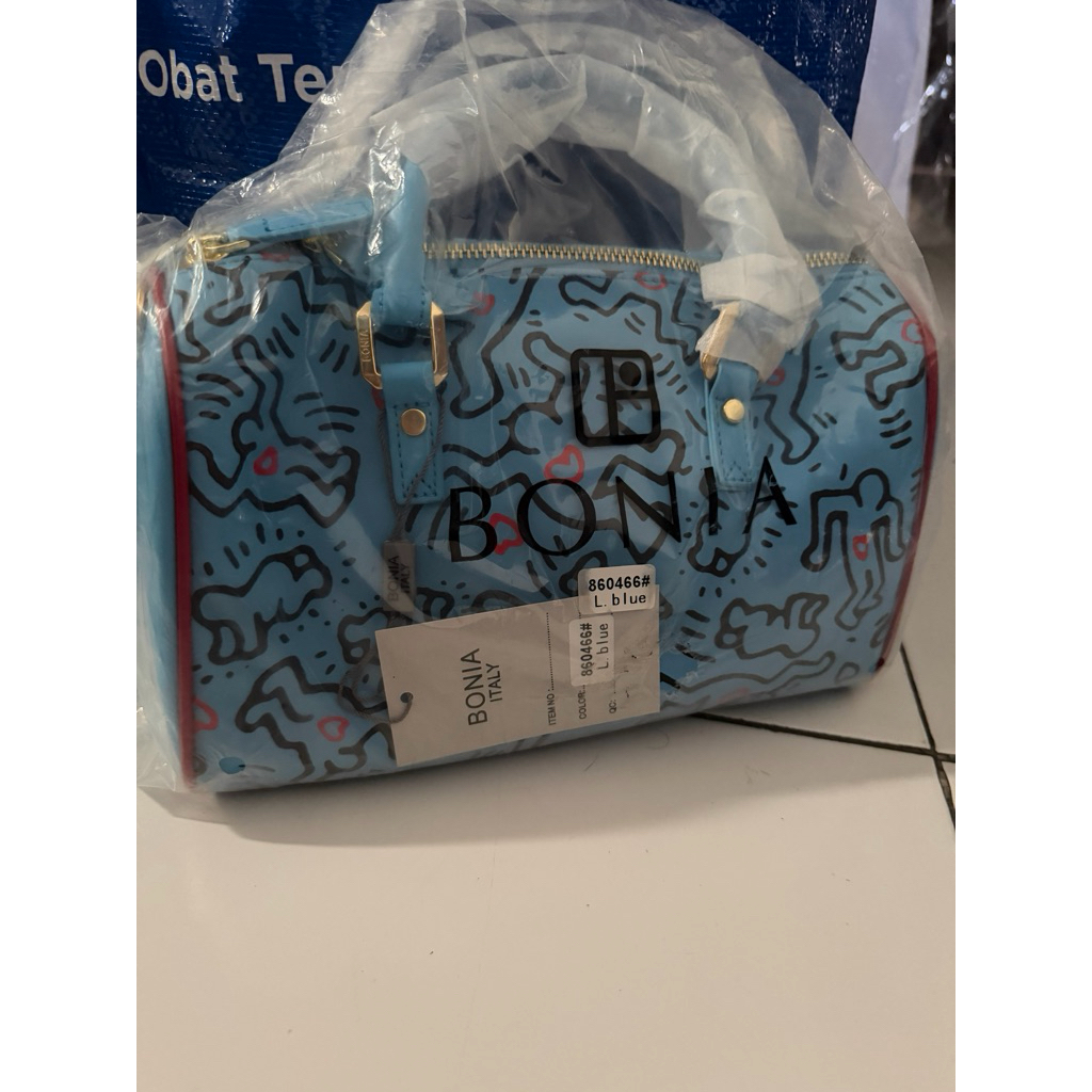 tote Bonia