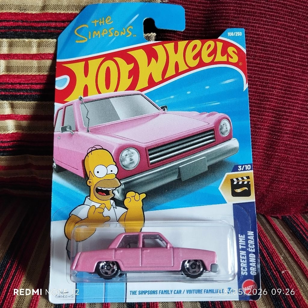 Hot Wheels The Simpsons Family Car