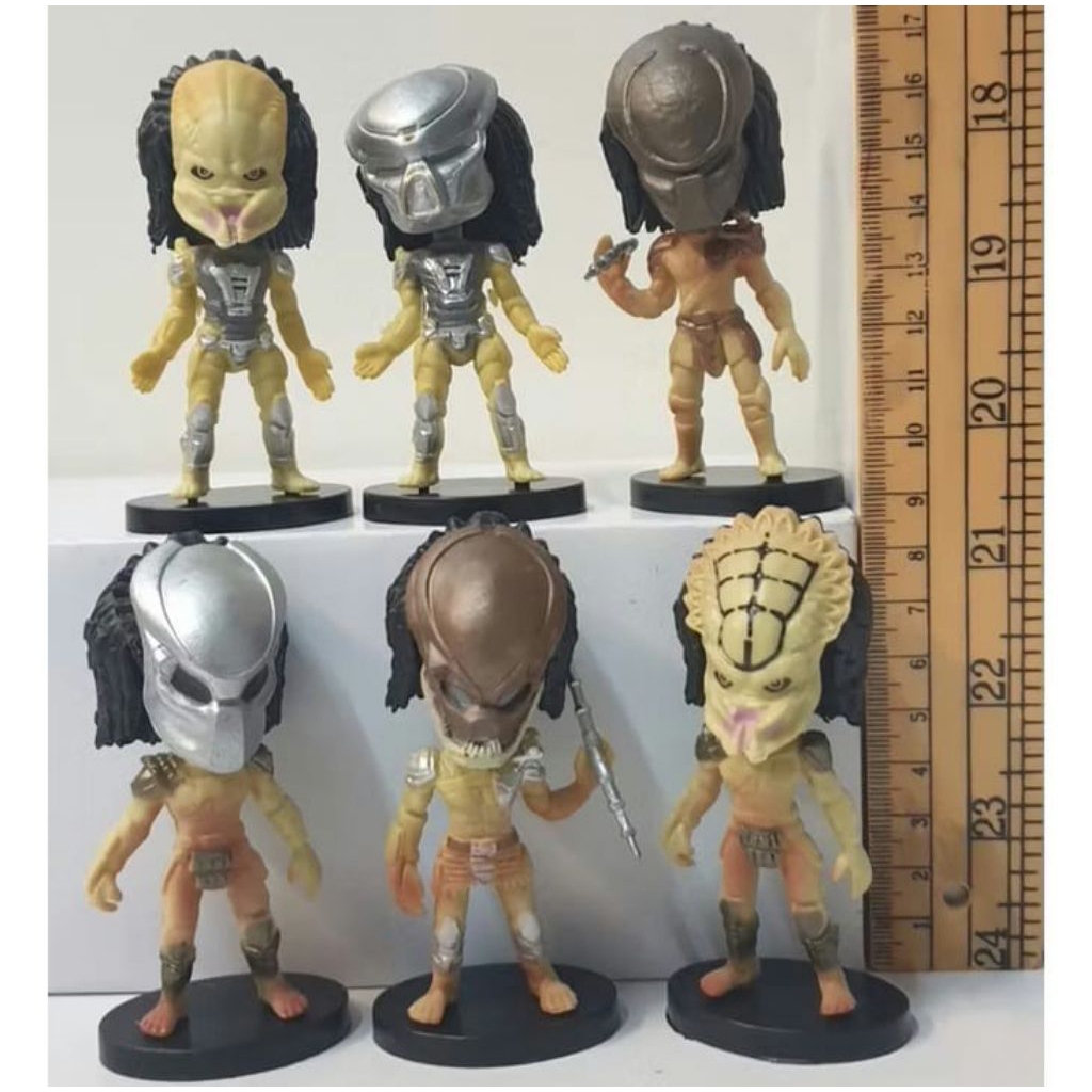Mainan Action Figure Mini Predator