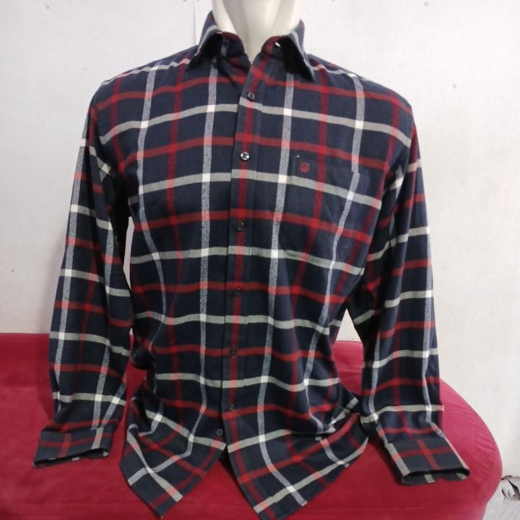 Kemeja flannel Louis Quatorze