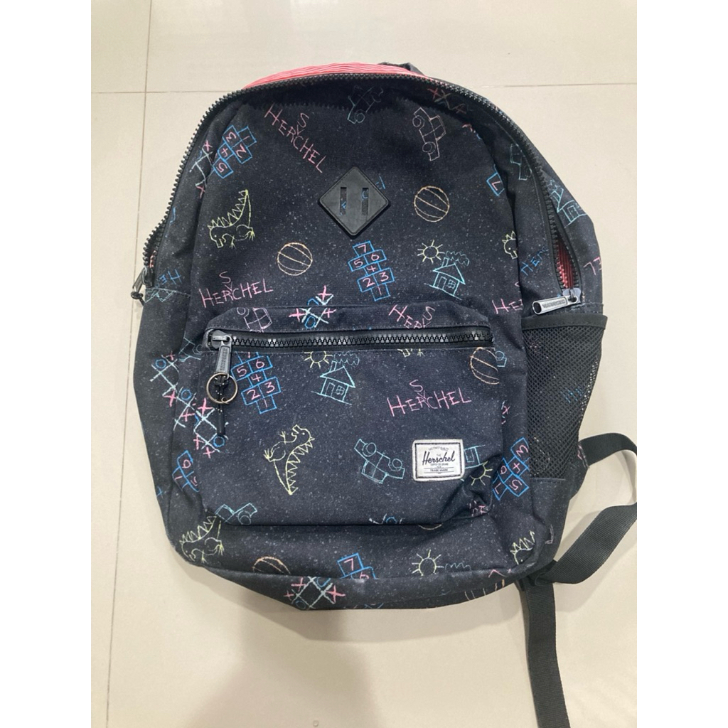 Preloved Tas Hershel backpack dino