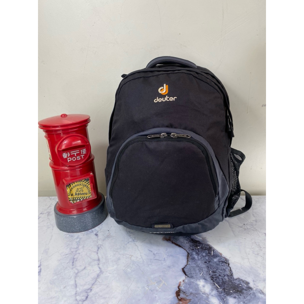 backpack deuter