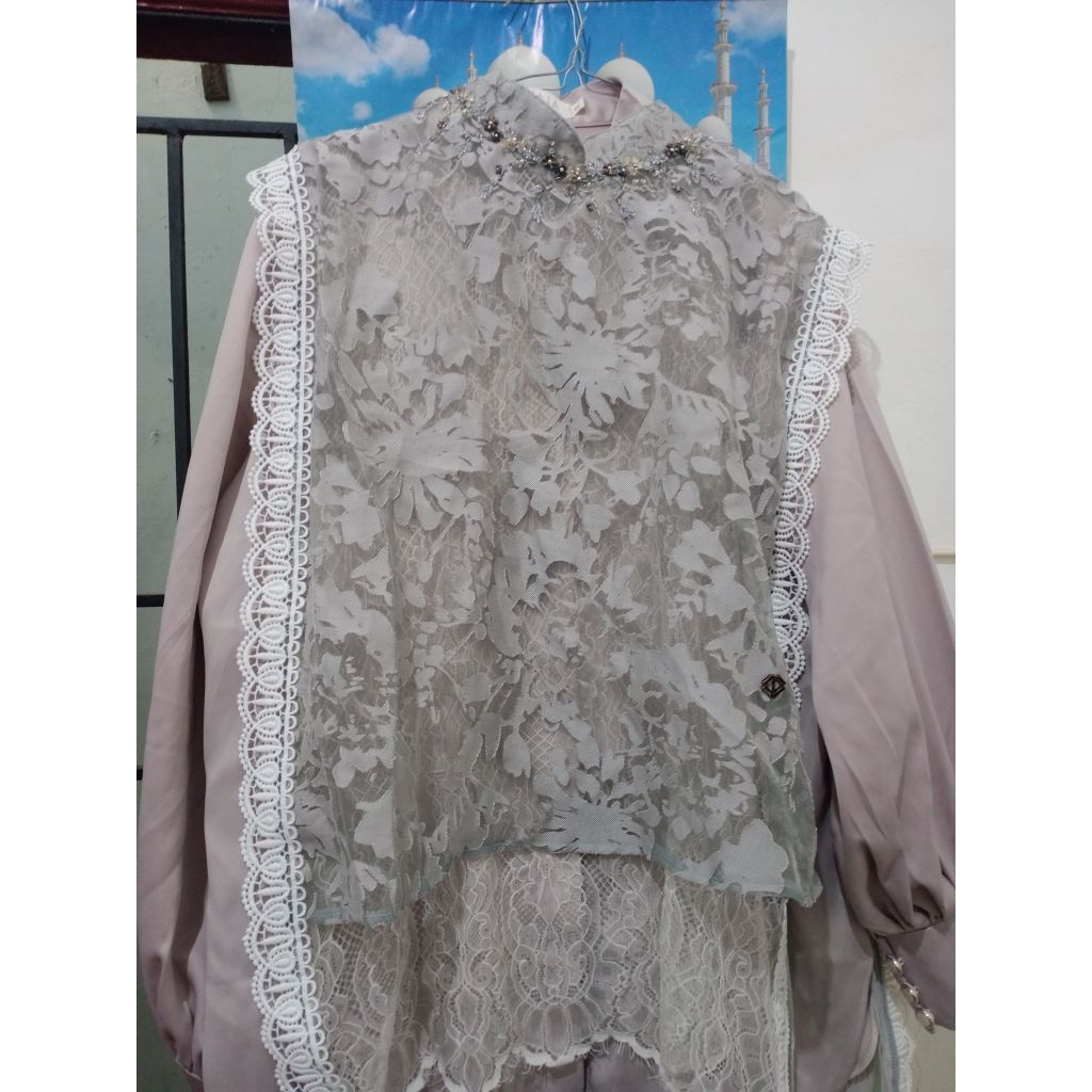 preloved brand VAIA Atelier , atasan kemeja wanita premium