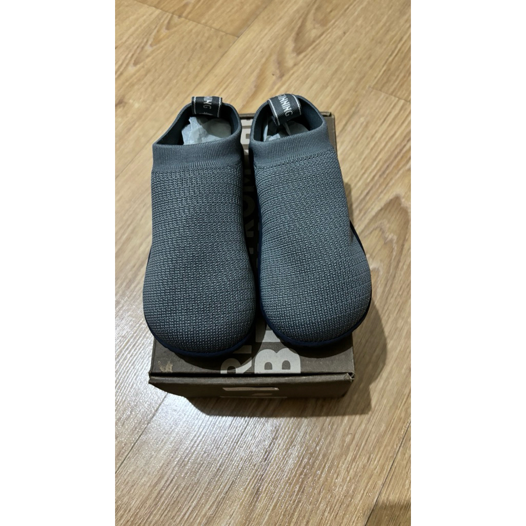 Preloved (seperti baru) Pyopp Gallop Sneakers size 30