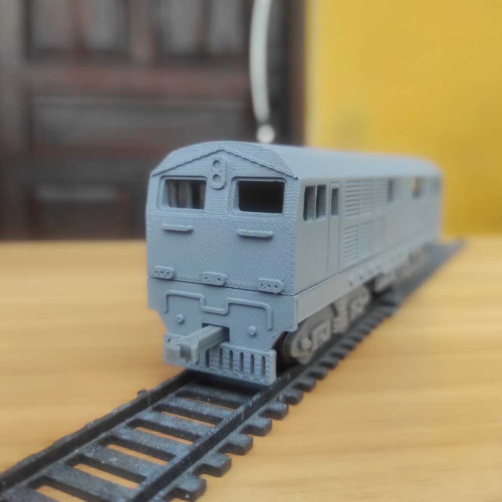 Miniatur Kereta Api Lokomotif BB304 UNPAINT