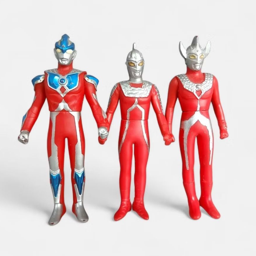 Set Figure Ultraman
