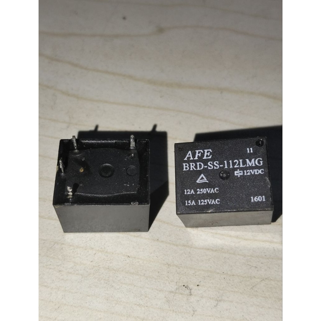RELAY KECIL AFE 12VDC 15A BEKAS ORI
