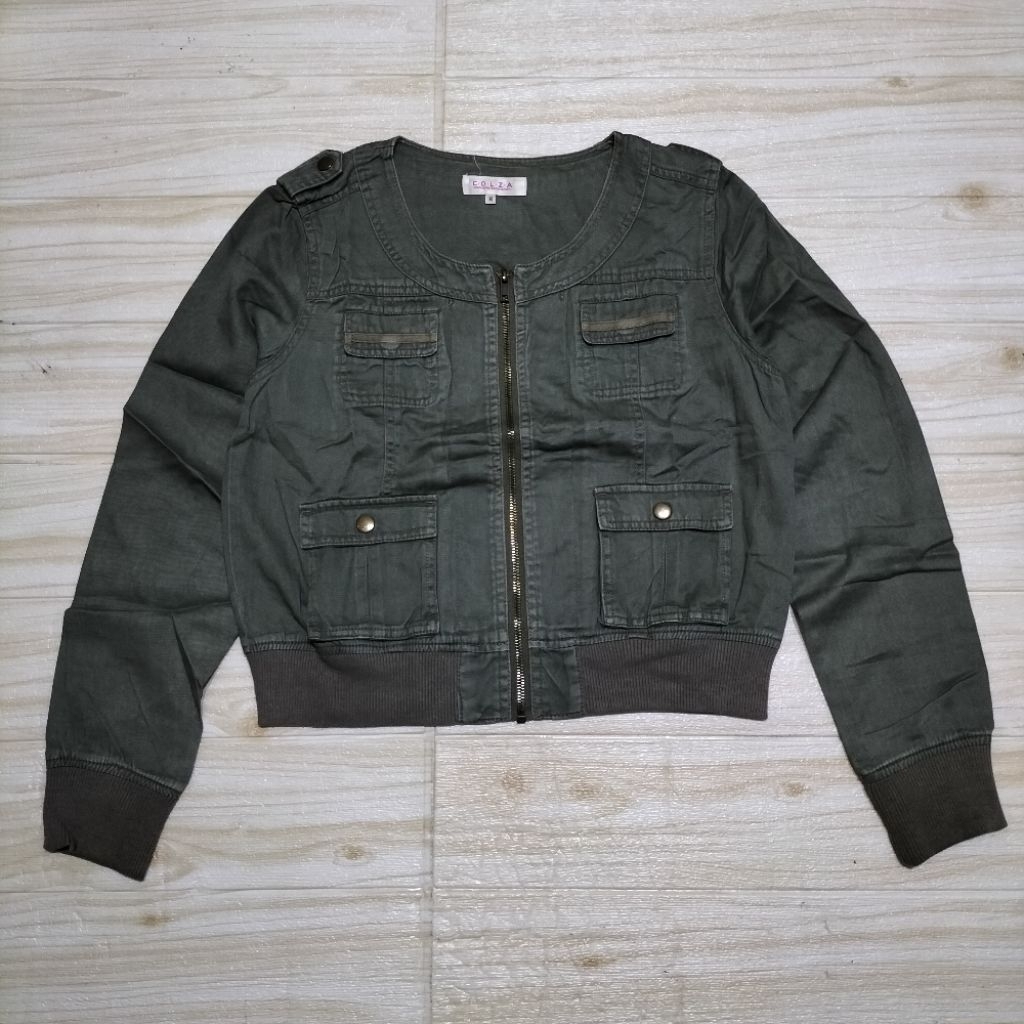 126. Jaket  COLZA  Size  M fit S  LD96