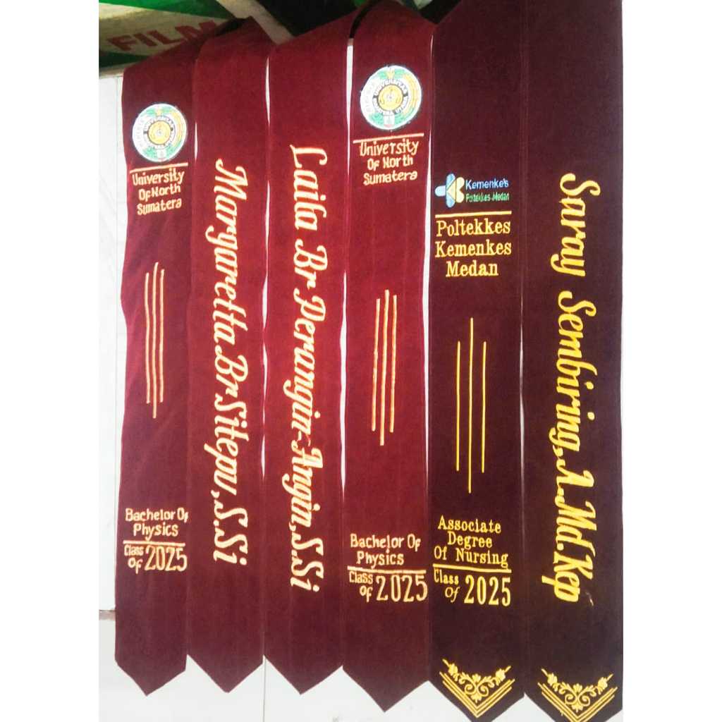 SELEMPANG WISUDA LOGO BERWARNA