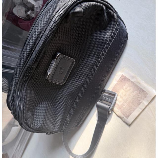 Tumi Alpha Bravo Task Travel Kit Tas Jinjing Pria