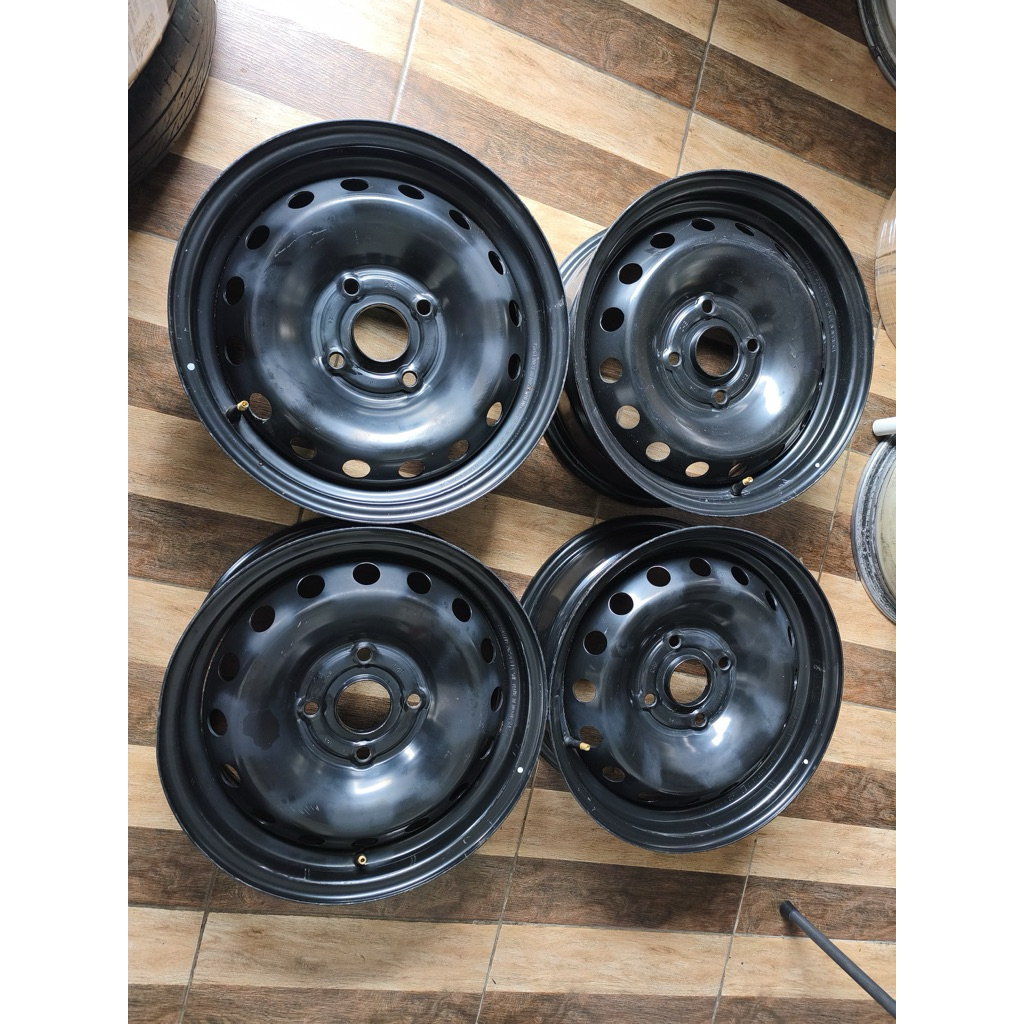 Velg kaleng wuling r15 4x114