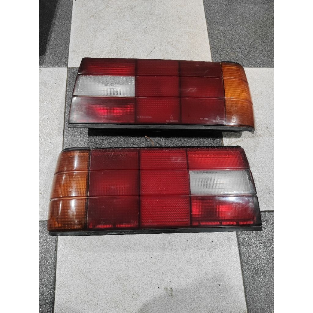 Stoplamp belakang BMW E30 M40 original second