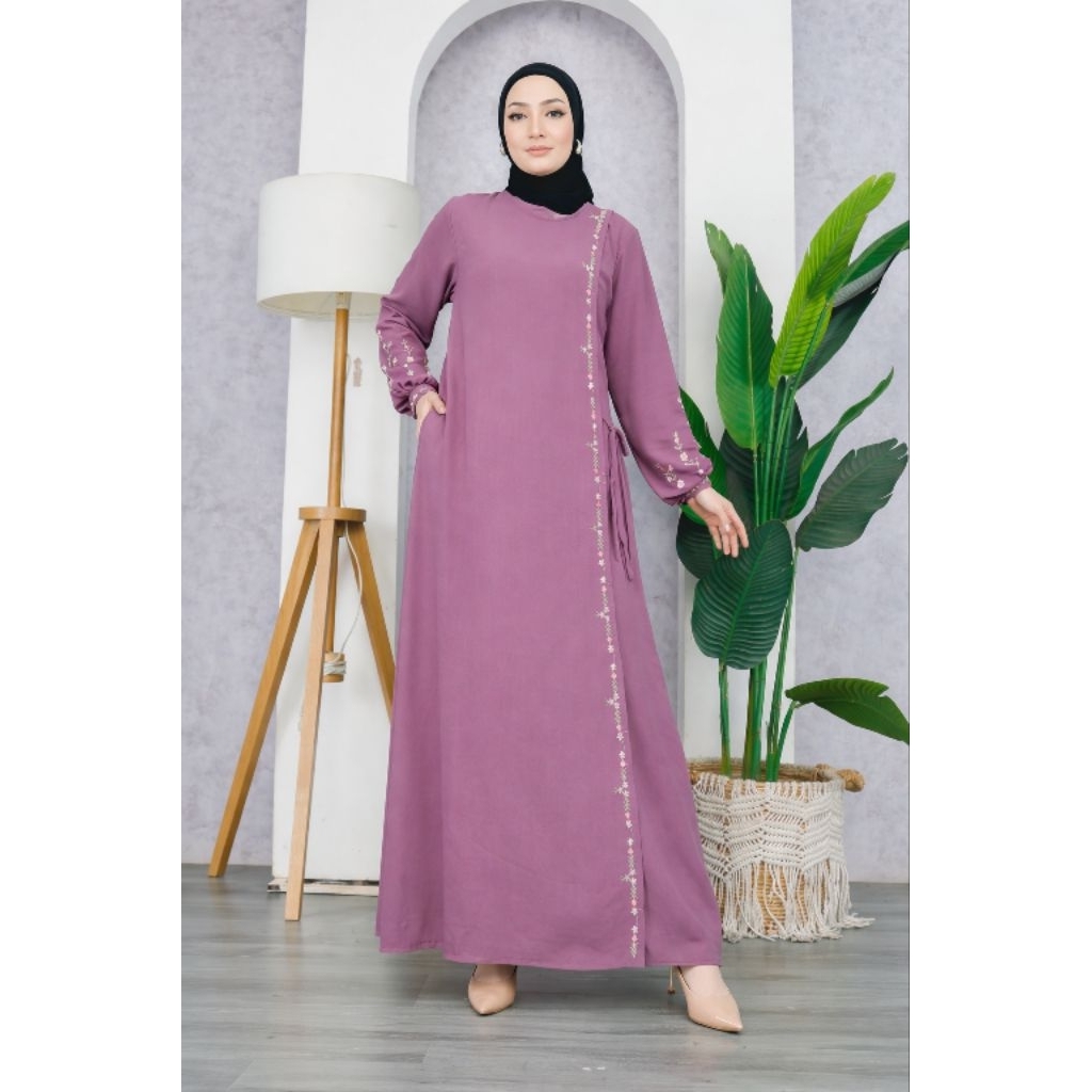 Gamis abaya putih / gamis lebaran putih /gamis Malaysia putih / gamis seragaman