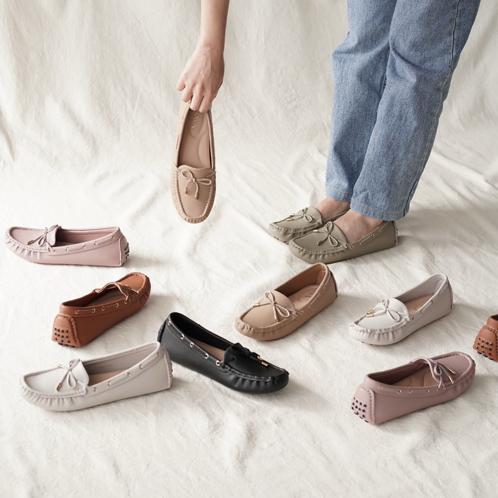 SAVA (Kulit ) Sepatu Loafers Wanita Model Elora dari Bahan Kulit Berkualitas ) ELORA Loafers