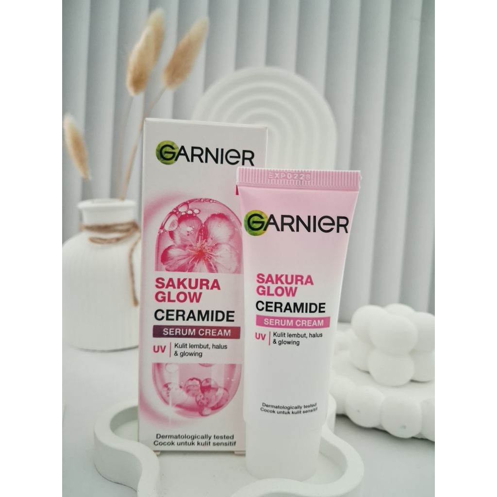 Garnier Sakura Glow Serum Cream 20gr - Mencerahkan, Melembabkan, Antioksidan