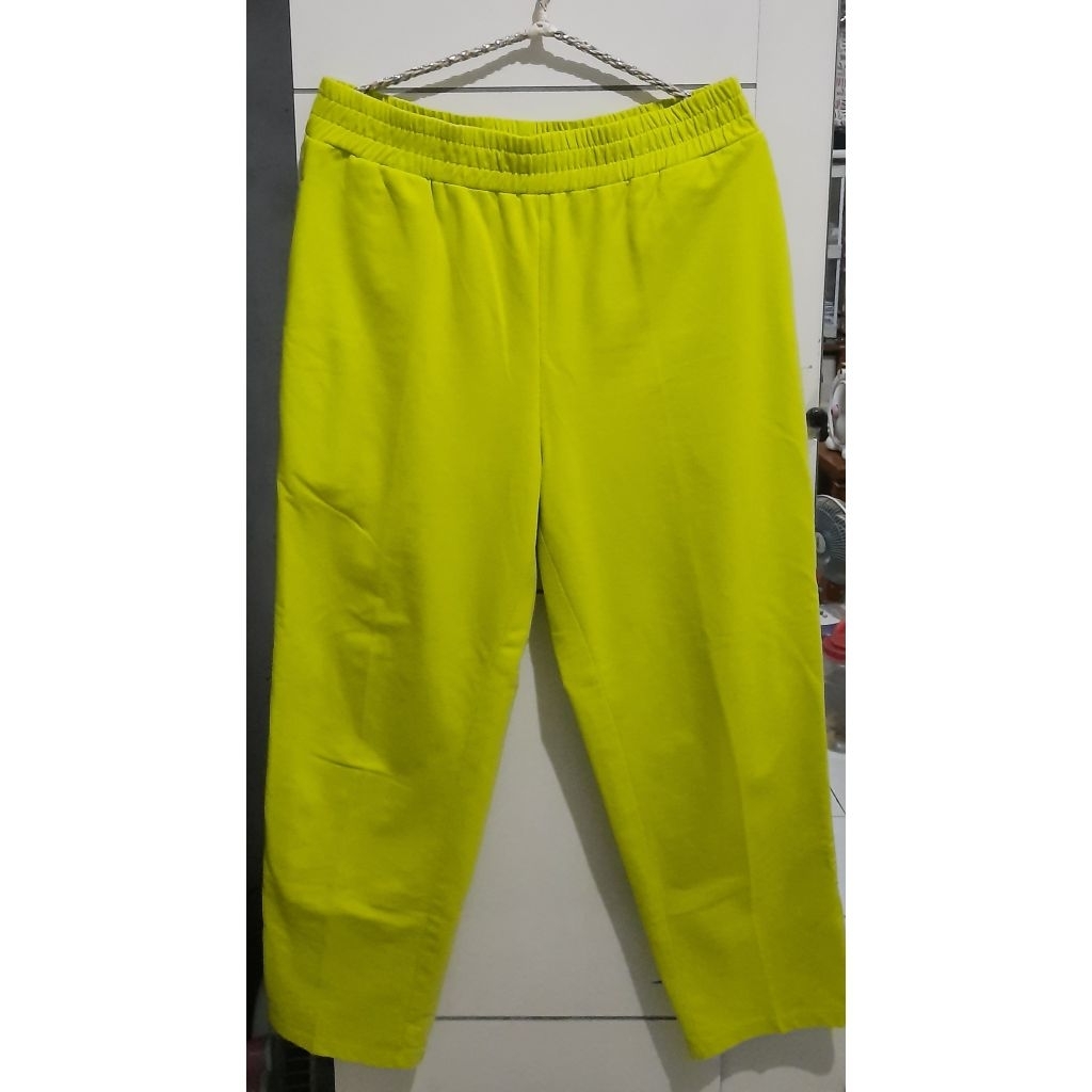 Preloved - Celana panjang hijau neon untuk wanita merk Colorbox
