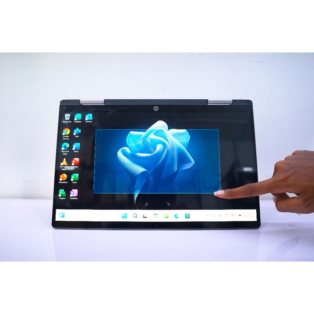 HP Pavilion X360 14-EK0114TU.CORE i5-1235U GEN12.RAM 8GB.14inch FHD IPS Touchscreen 360