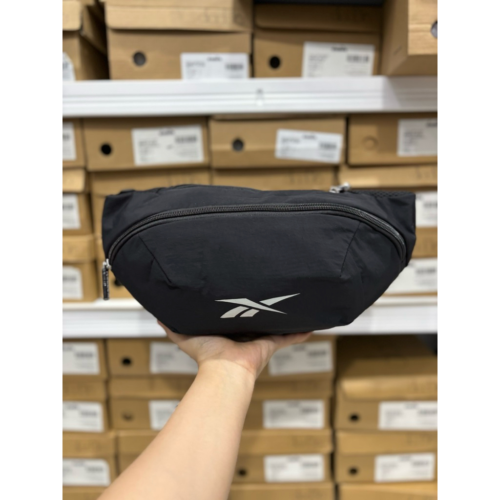 TAS REEBOK CIAN WAIST BAG BLACK SHOULDER BAG REEUBP2580DR TAS SELEMPANG TAS BAHU SLING BAG WAIST BAG