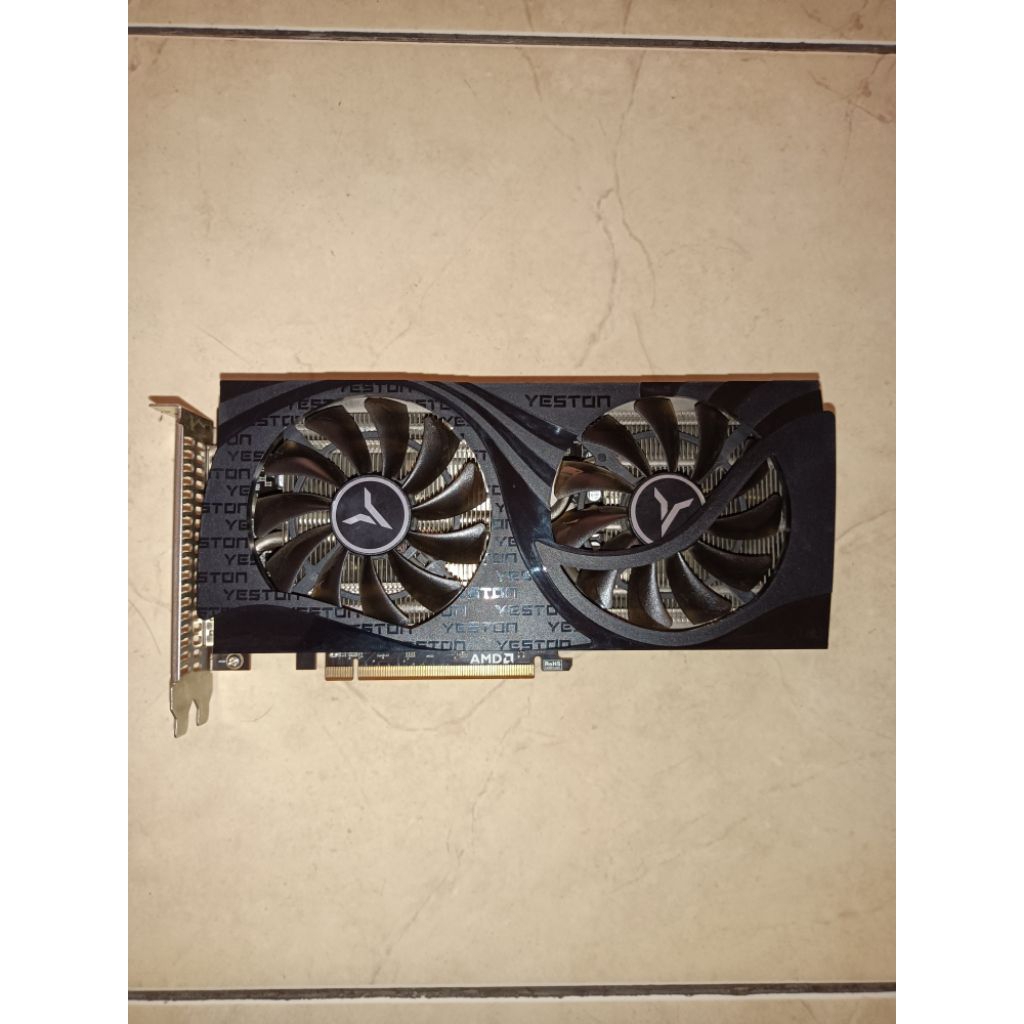VGA AMD RX 6600 XT