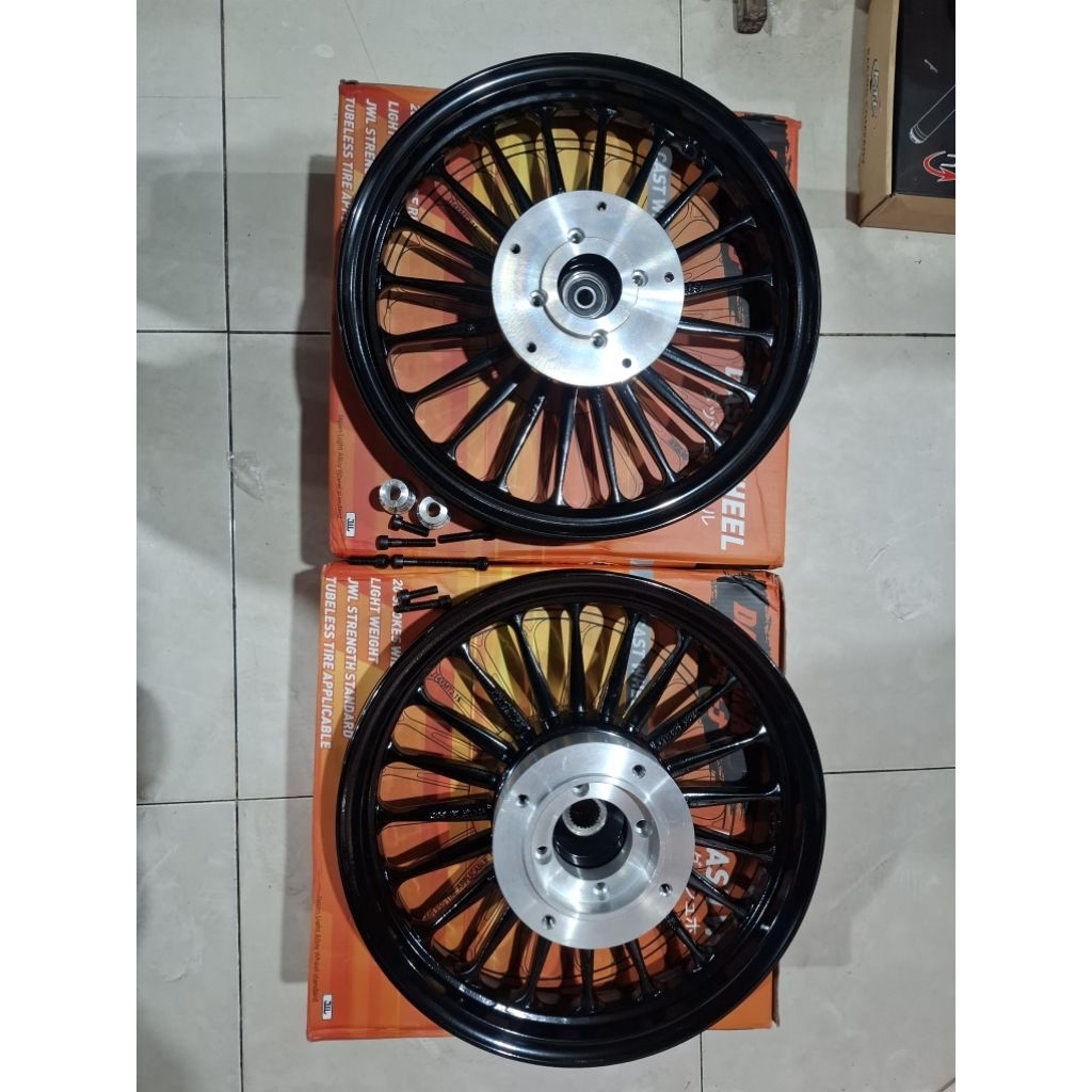 VELG DAYTONA P20 VARIO 125/150 BLACK PNP VARIO 160 ABS/CBS, STAYLO 160 ABS/CBS, PCX 160 ABS/CBS