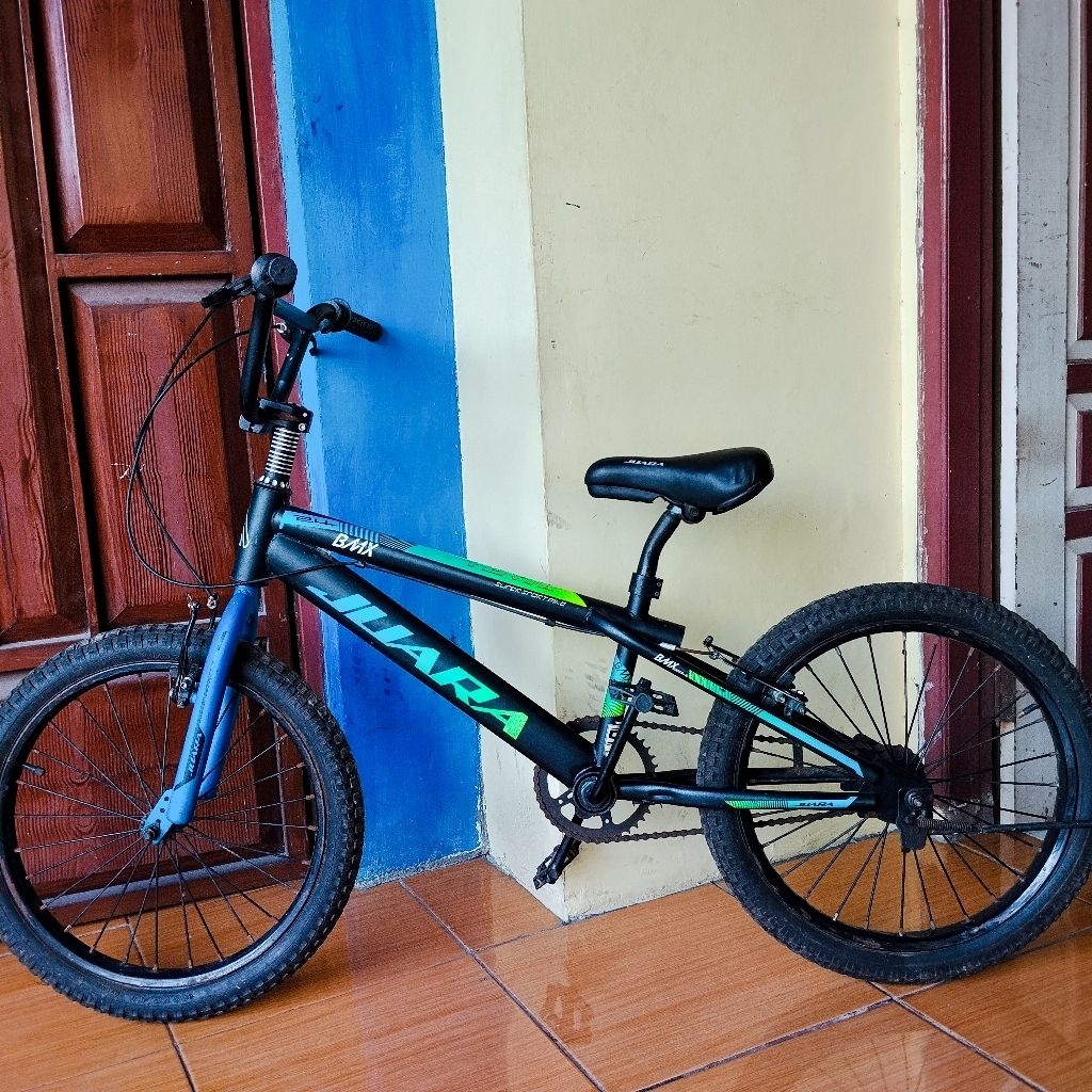 Sepeda anak BMX Uk 20 merk Juara Second kondisi bagus