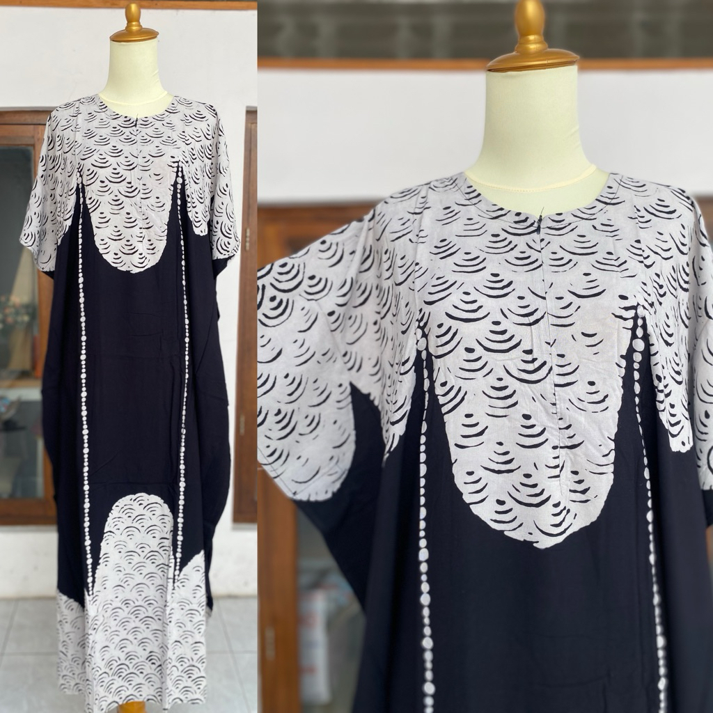 LONGDRESS KELELAWAR HITAM PUTIH